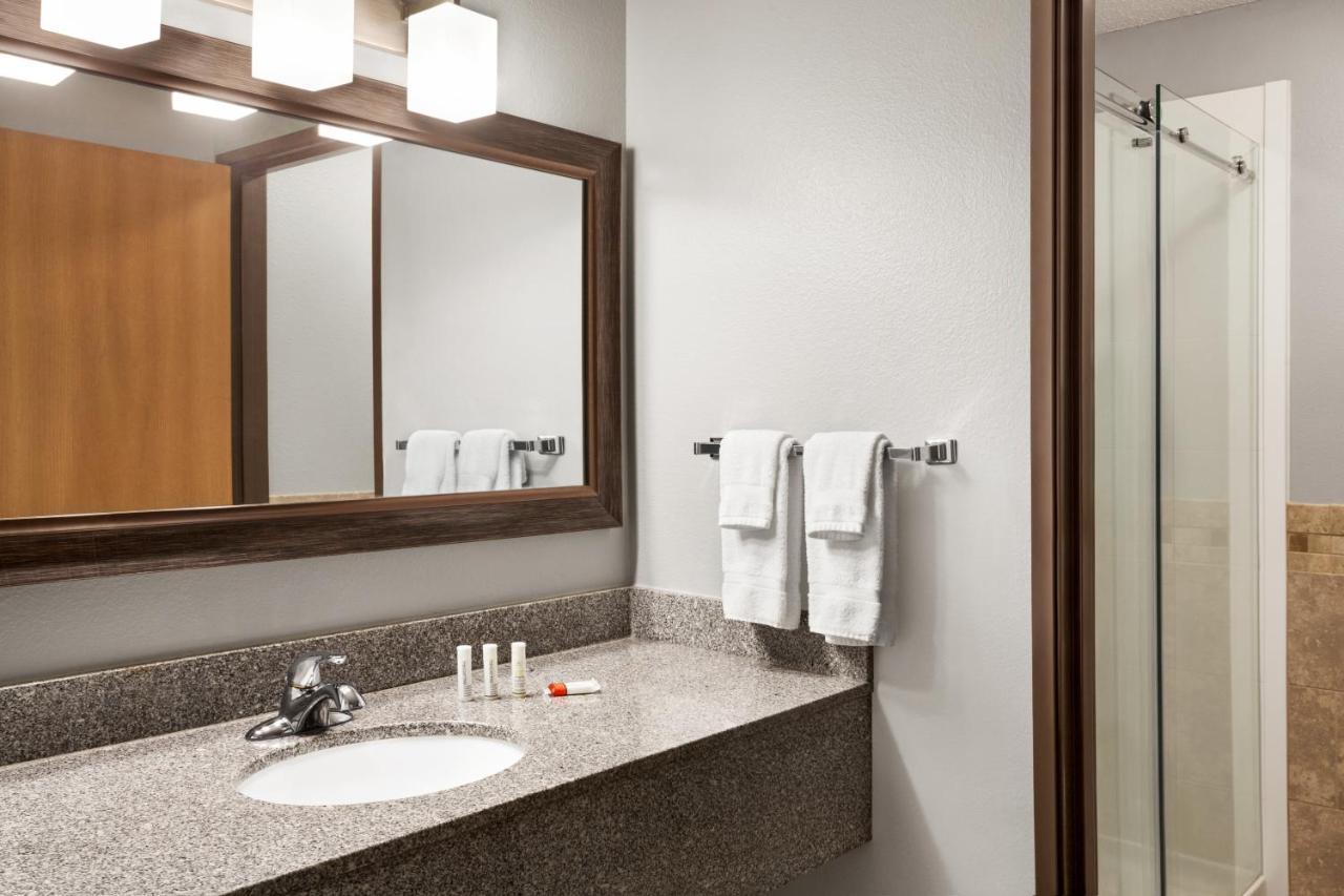 Americinn By Wyndham Sauk Centre Rom bilde