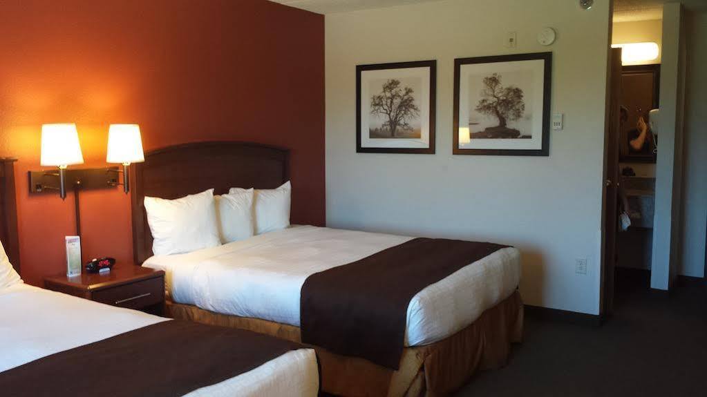 Americinn By Wyndham Sauk Centre Eksteriør bilde